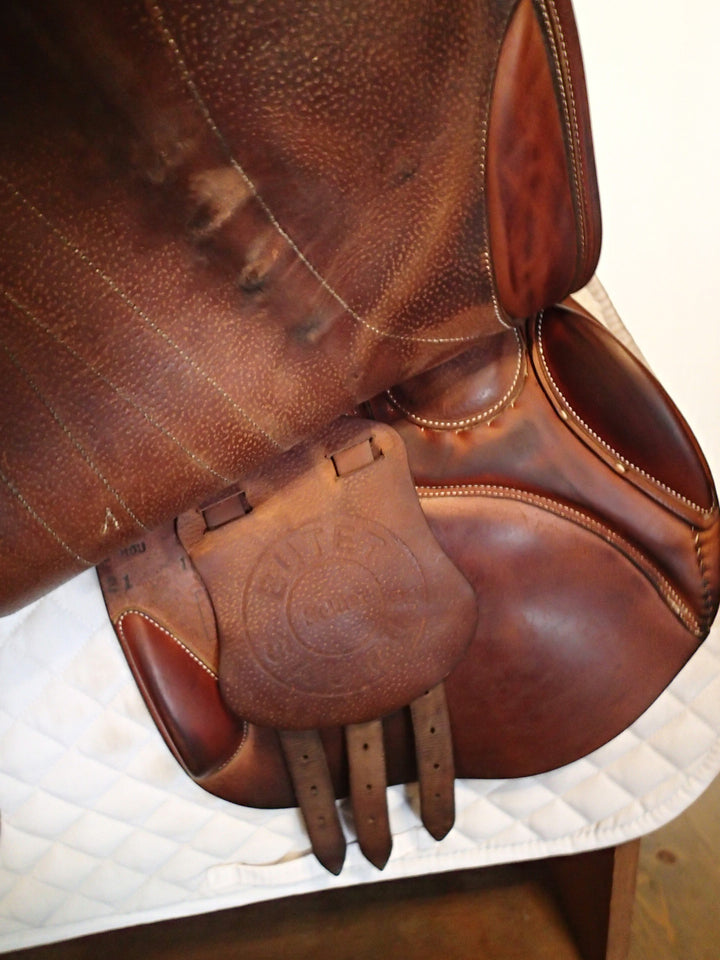 17.5" Butet Premium Saddle - Full Calfskin - 2021 - M Seat - 2.25 Flaps - 4.5" dot to dot