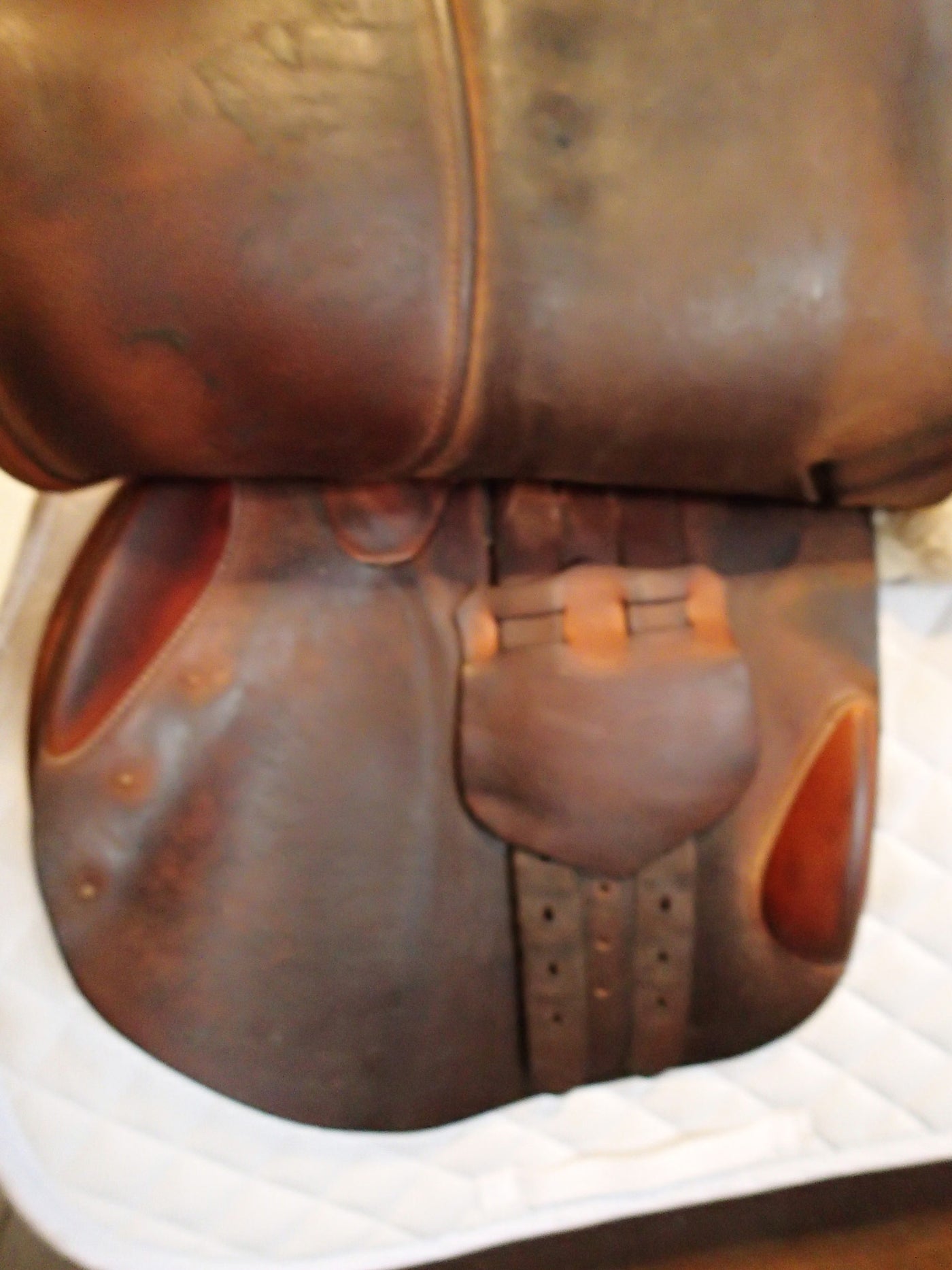 17.5" Butet Saddle - 2012 - L Seat - 2.25 Flaps - 4" dot to dot