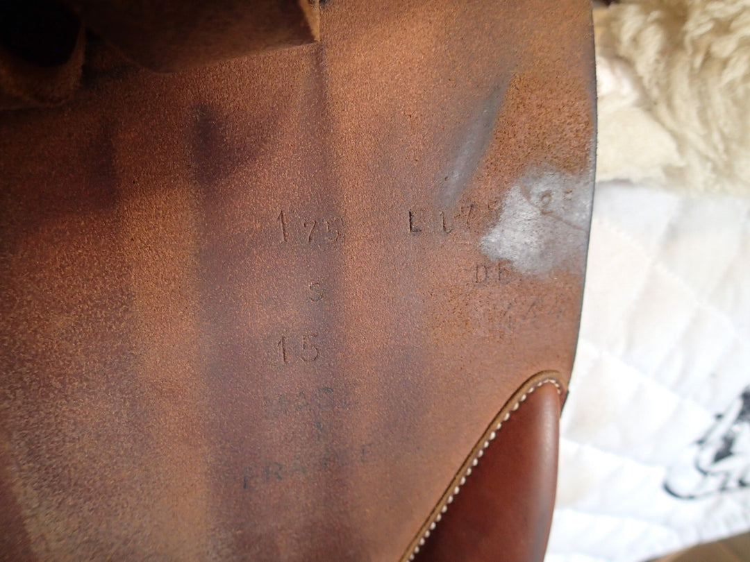 17.5" Butet Saddle - 2015 - L Seat - 1.75 Flaps - 4.75" dot to dot