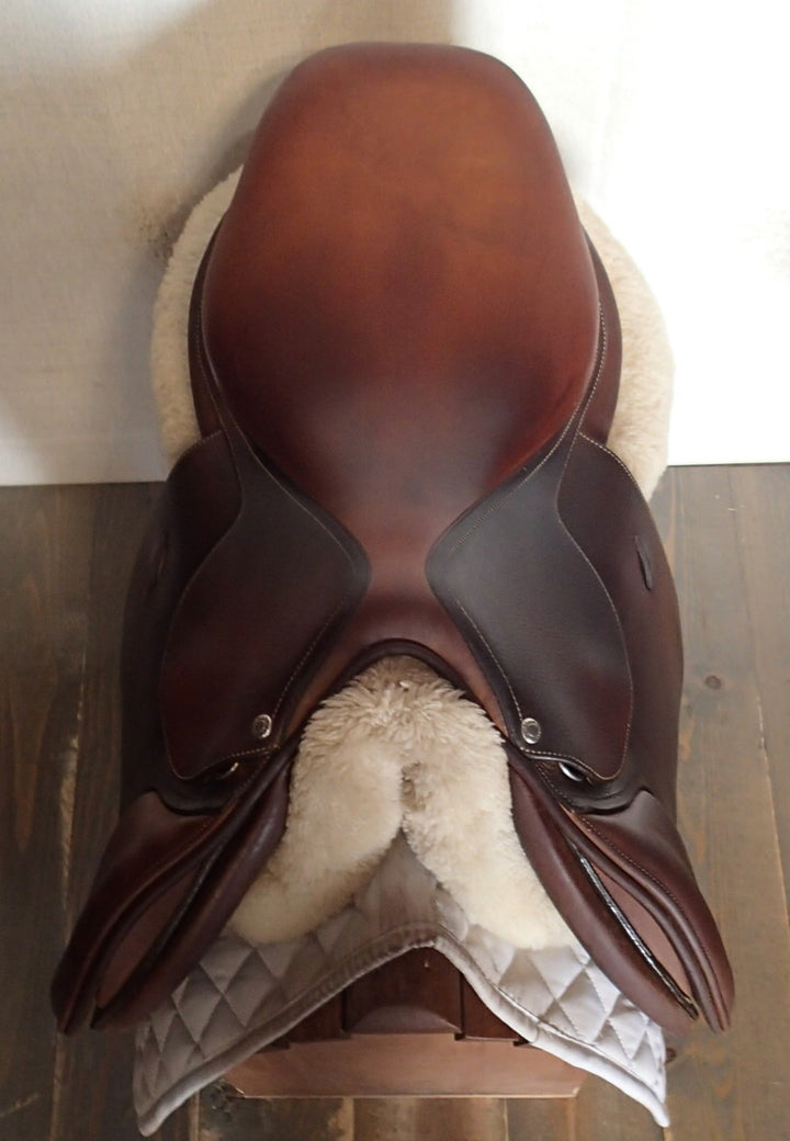 17.5" Butet Saddle - 2015 - L Seat - 1.75 Flaps - 4.75" dot to dot