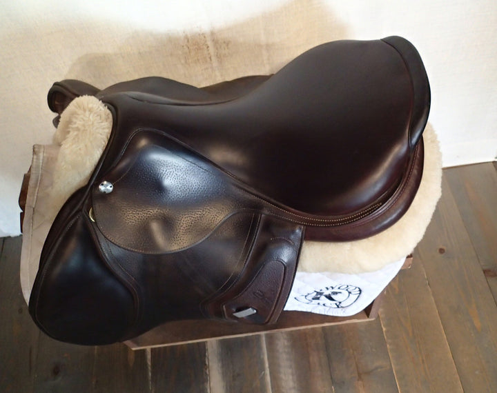 18" CWD 2Gs Saddle - 2017 - 2L Flaps - SE29 - 4.75" dot to dot - Pro Panels