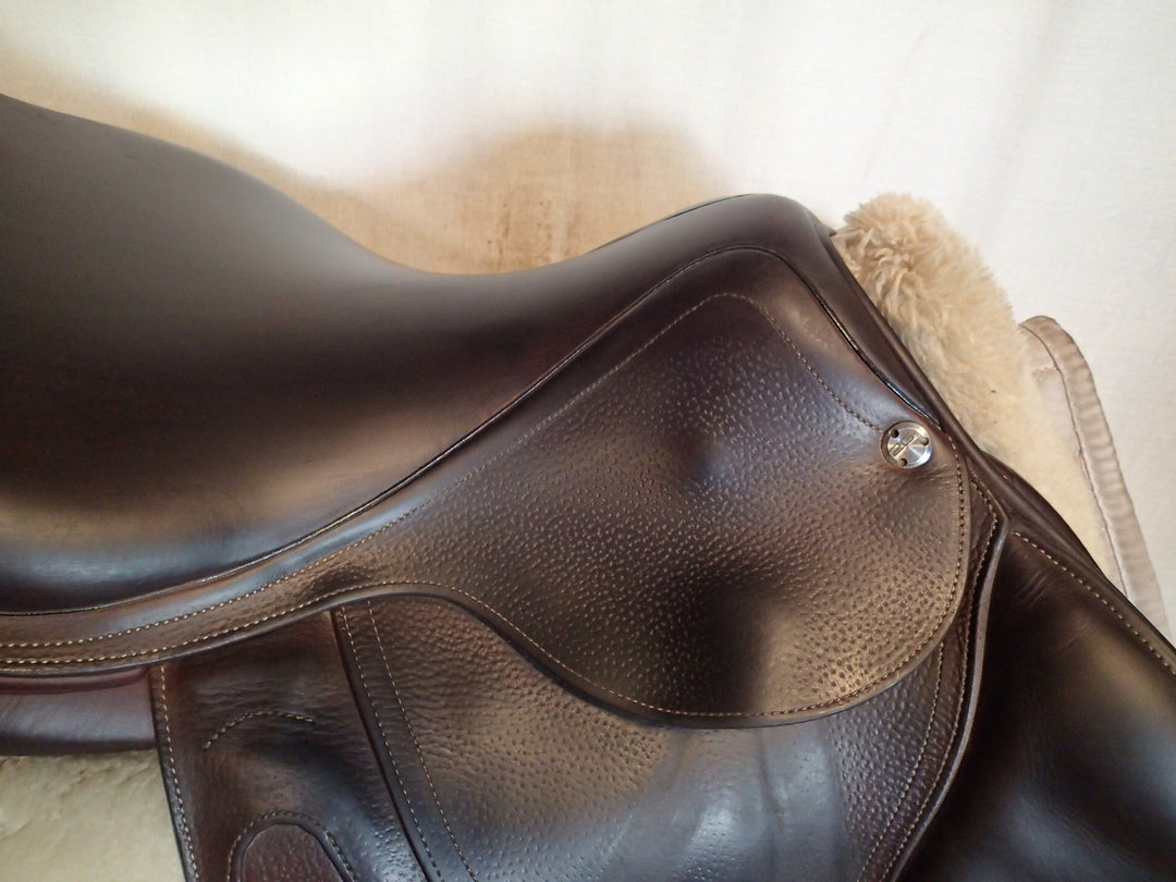 18" CWD 2Gs Saddle - 2017 - 2L Flaps - SE29 - 4.75" dot to dot - Pro Panels
