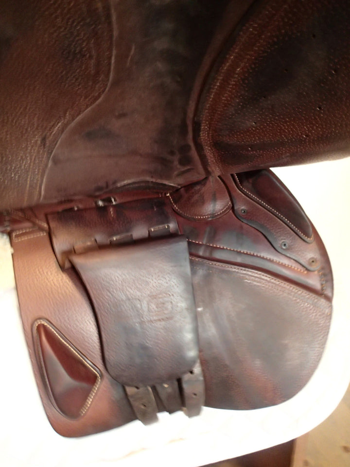 18" CWD 2Gs Saddle - 2017 - 2L Flaps - SE29 - 4.75" dot to dot - Pro Panels