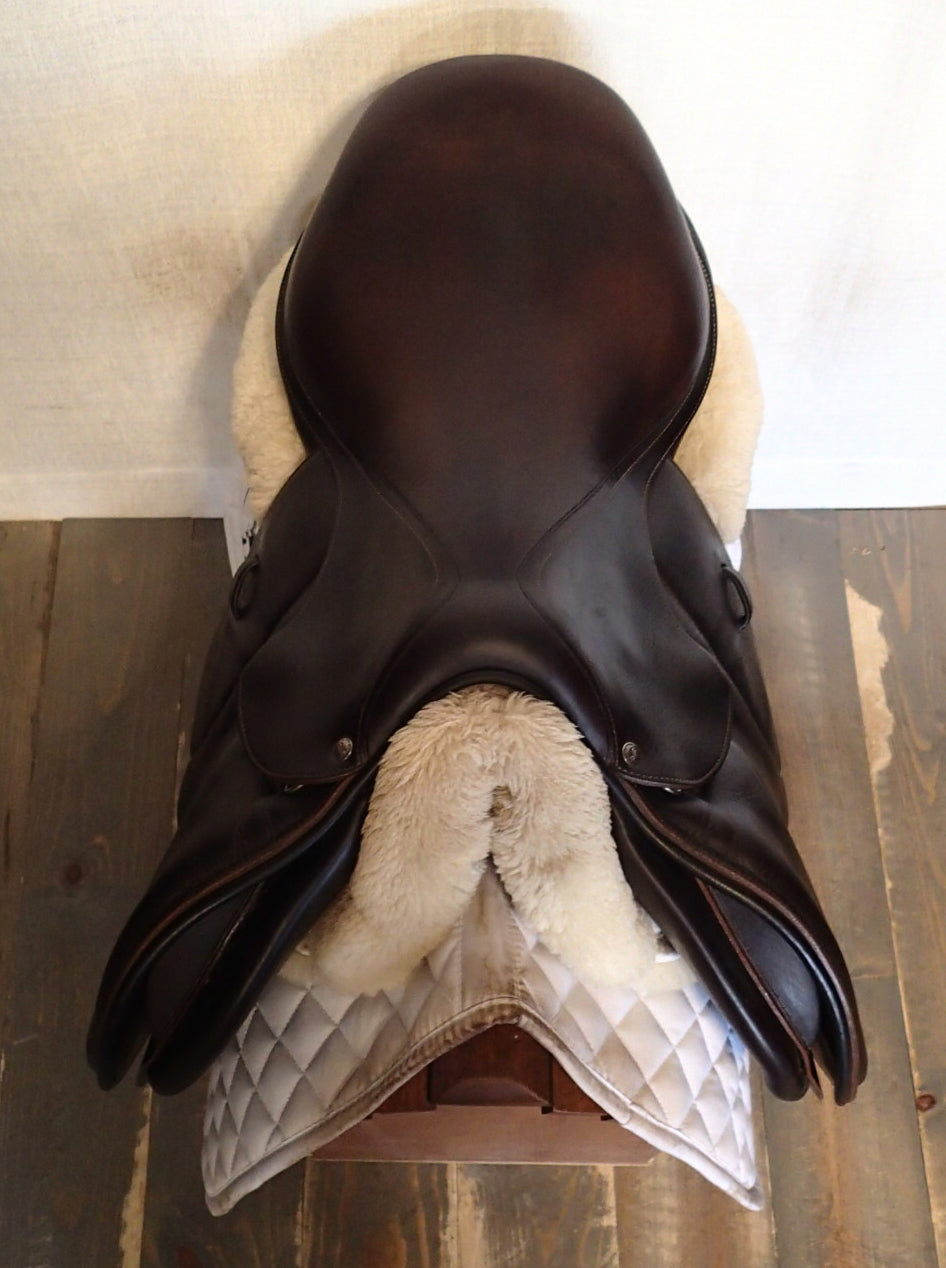 18.5" Voltaire Palm Beach Saddle - Full Buffalo - 2014 - 3AR Flaps - 4.75" dot to dot - Pro Panels