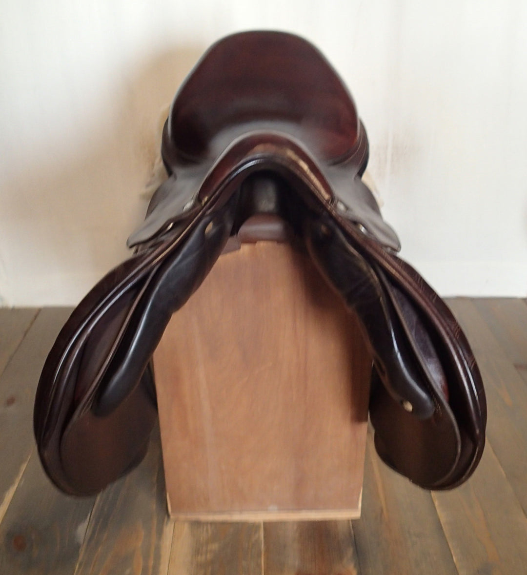 17.5" Antares Connexion Saddle - 2018 - 3A Flaps - 4.75" dot to dot