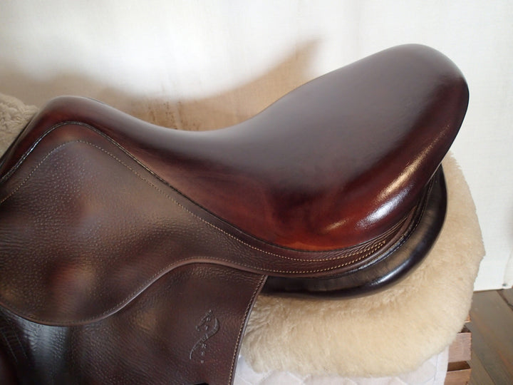 17.5" Antares Connexion Saddle - 2018 - 3A Flaps - 4.75" dot to dot