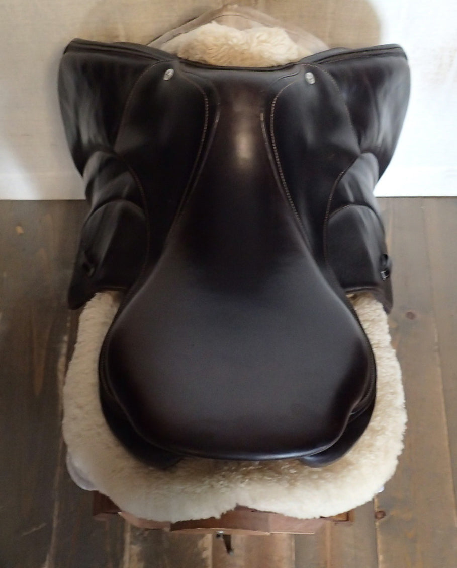 17.5" Voltaire Palm Beach Saddle - Full Buffalo - 2019 - 2AA Flaps - 4.75" dot to dot - Pro Panels