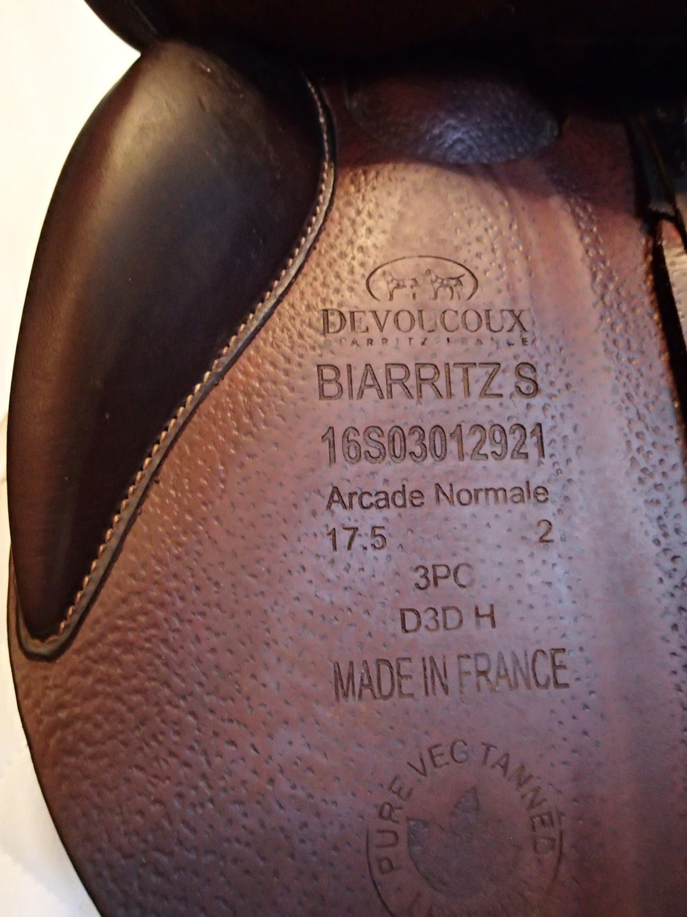 17.5" Devoucoux Biarritz S Saddle - 2016 - 2 Flaps - 4.75" dot to dot