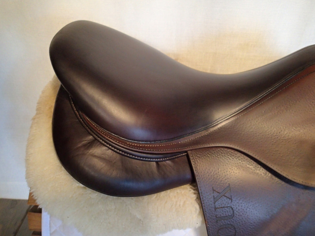 17.5" Devoucoux Biarritz S Saddle - 2016 - 2 Flaps - 4.75" dot to dot