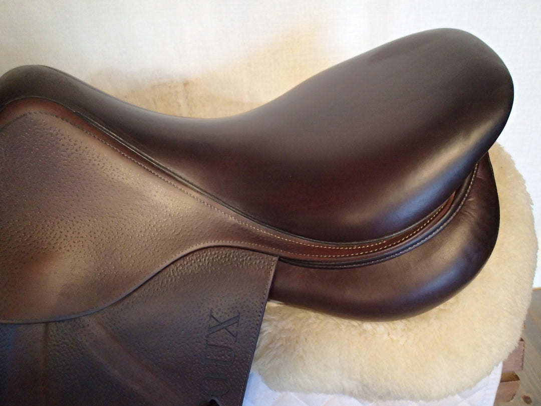 17.5" Devoucoux Biarritz S Saddle - 2016 - 2 Flaps - 4.75" dot to dot