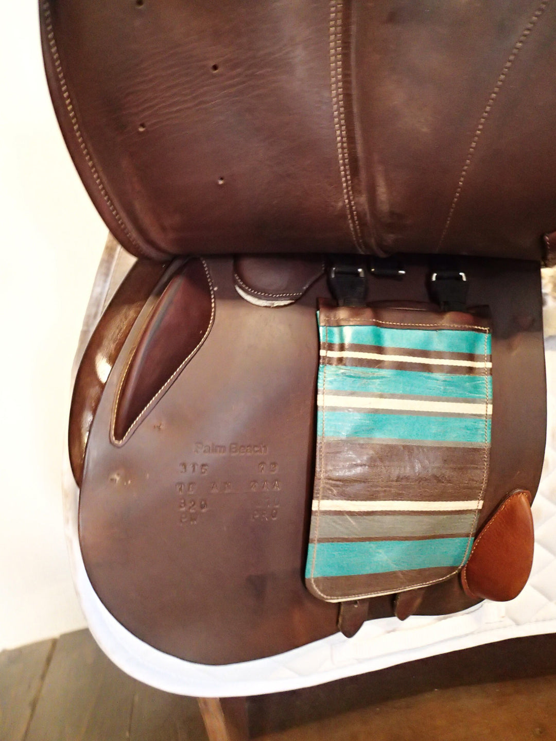 18" Voltaire Palm Beach Saddle - Full Buffalo - 2013 - 4AA Flaps - 4.75" dot to dot - Pro Panels