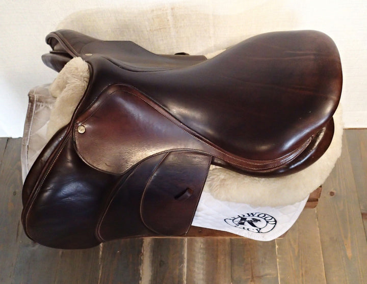 18" Voltaire Palm Beach Saddle - Full Buffalo - 2013 - 4AA Flaps - 4.75" dot to dot - Pro Panels