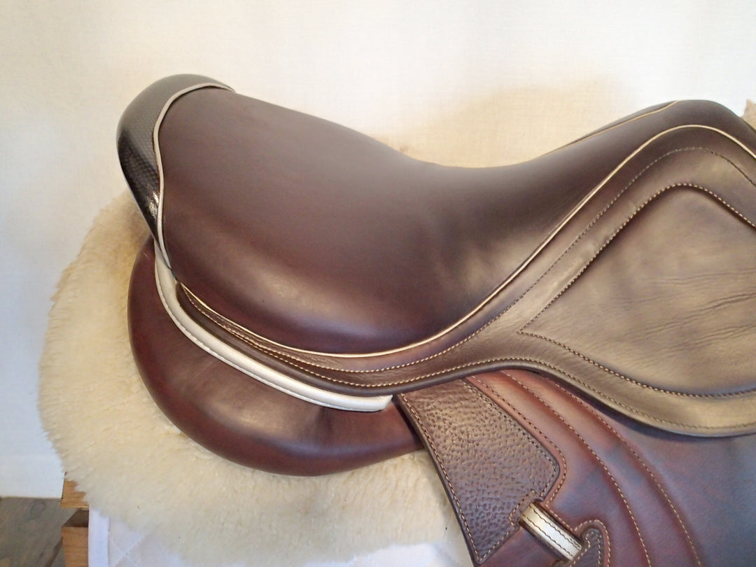 16.5" CWD Mademoiselle 2Gs Saddle - Full Buffalo - 2017 - 2C Flaps - SE32 - 4.75" dot to dot