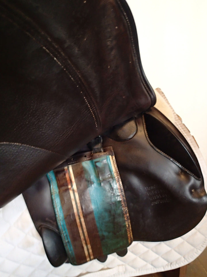 16.5" Voltaire Palm Beach Saddle - Full Buffalo - 2016 - 2A Flaps - 4.75" dot to dot - FIN Panels