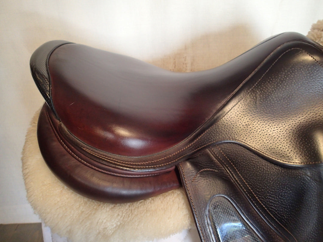 17.5" CWD 2Gs Saddle - 2015 - 3C Flaps - SE26 - 4.5" dot to dot - Pro Panels