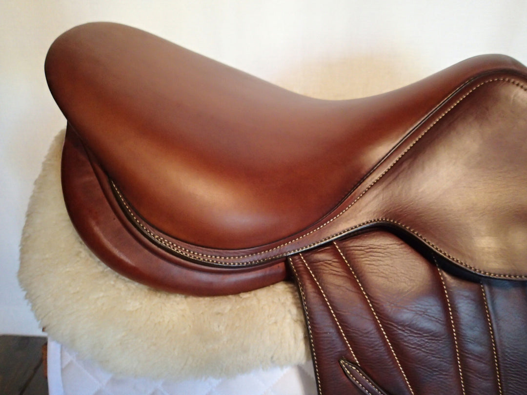 16" Butet Premium Saddle - Full Calfskin - 2022 - L Seat - 2 Flaps - 4.25" dot to dot