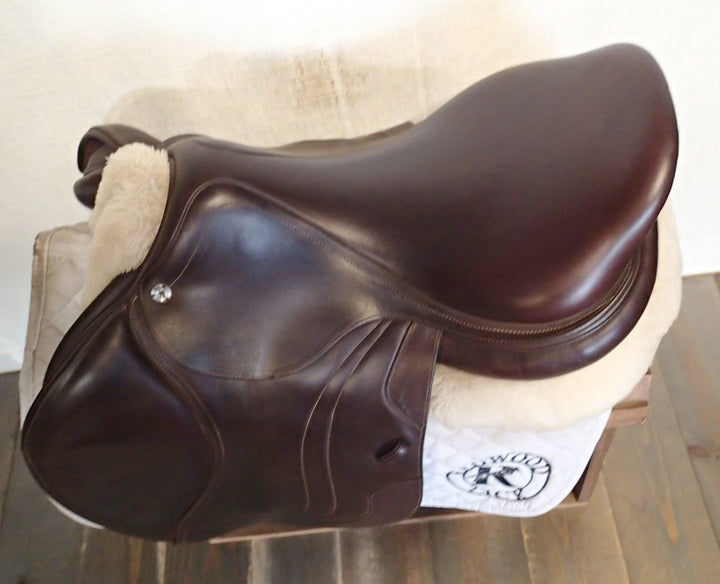 18" CWD Saddle - Full Buffalo - 2023 - 4F Flaps - SE02