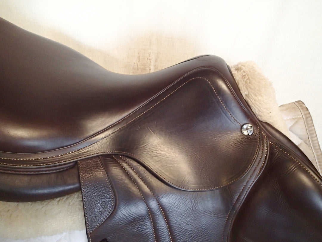 18" CWD Saddle - Full Buffalo - 2023 - 4F Flaps - SE02