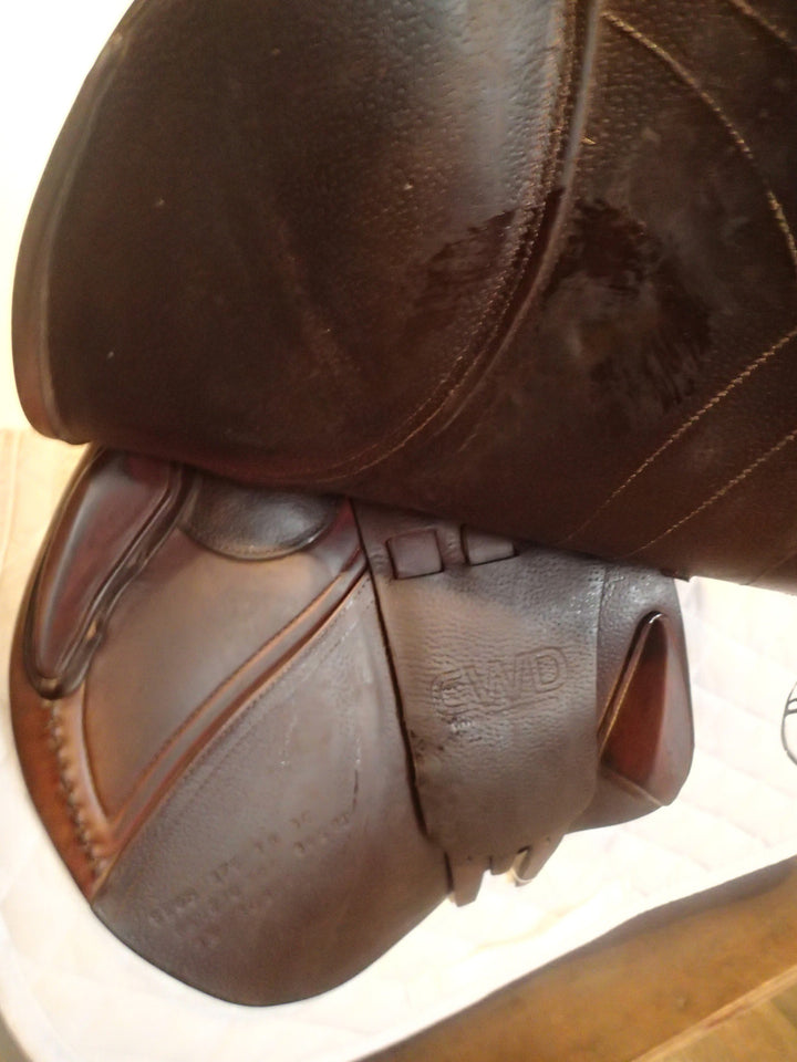 17.5" CWD Saddle - Full Buffalo - 2012 - 3C Flaps - SE02 - 4.25" dot to dot