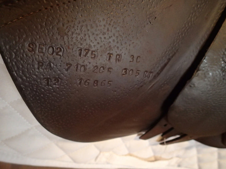 17.5" CWD Saddle - Full Buffalo - 2012 - 3C Flaps - SE02 - 4.25" dot to dot