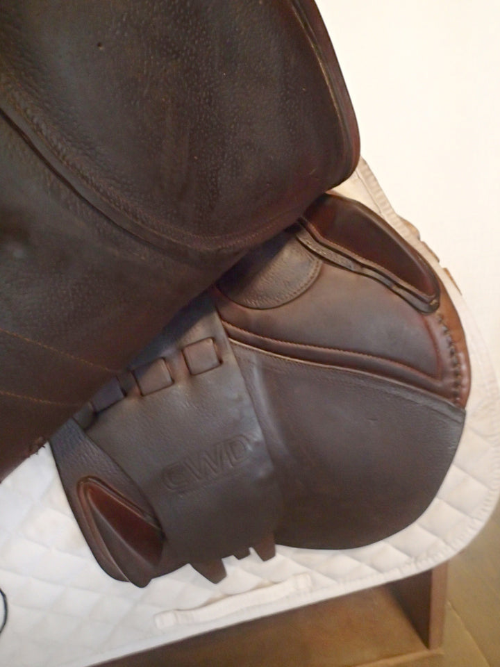 17.5" CWD Saddle - Full Buffalo - 2012 - 3C Flaps - SE02 - 4.25" dot to dot