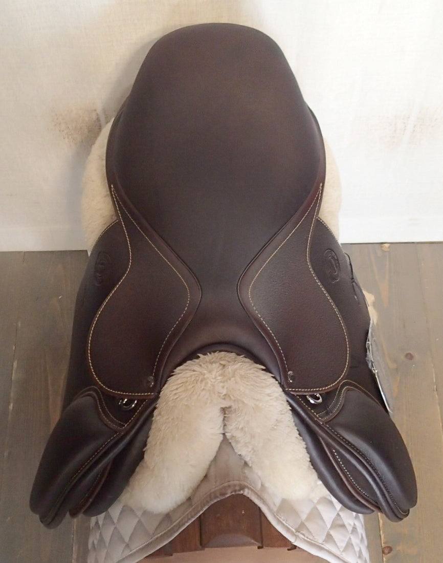 17.5" Antares Signature Saddle - NEW - 2025 - 2A Flaps - 4.5" dot to dot