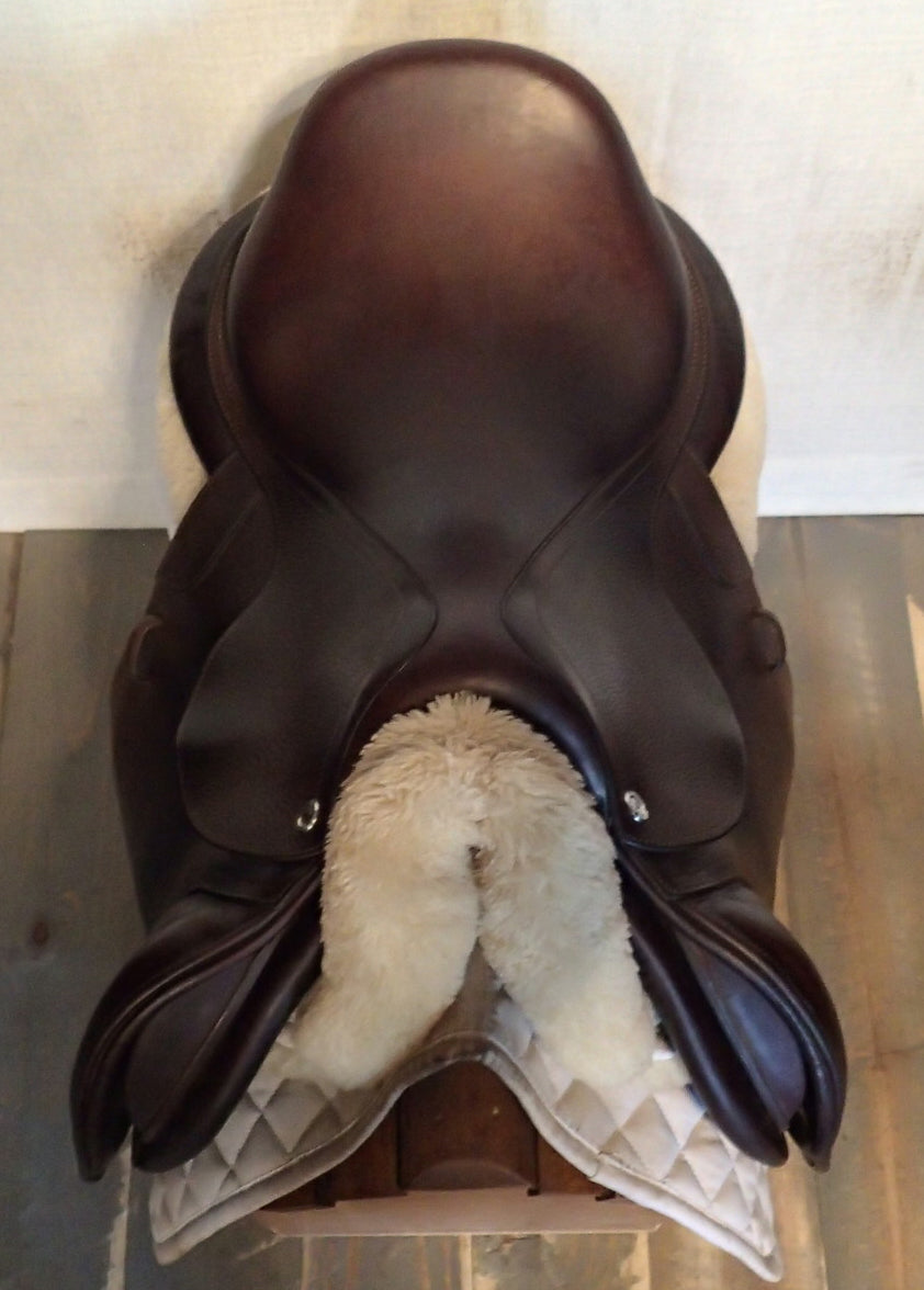 17" CWD Saddle - 2022 - 2CH Flaps - SE02