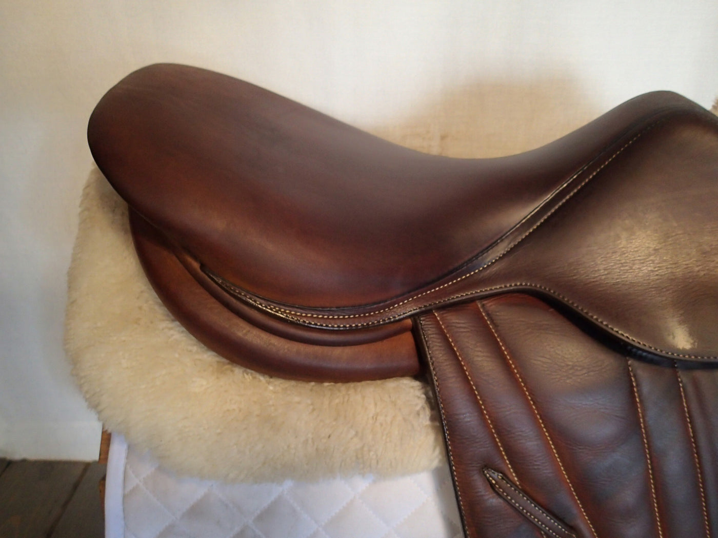 17" Butet Premium Saddle - 2014 - Full Calfskin - P Seat - 2L Flaps - 4" dot to dot