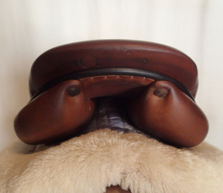 17.5" Butet Premium Saddle - Full Calfskin - 2018 - P Seat - 2.5 Flaps - 4.5" dot to dot
