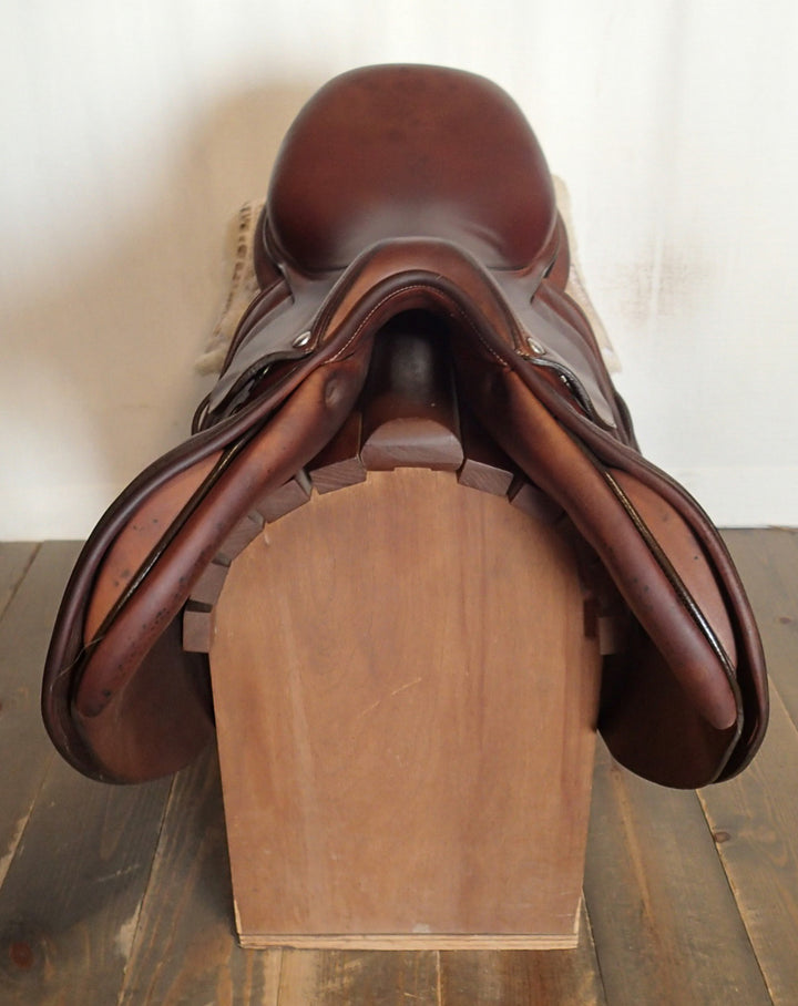17.5" Butet Premium Saddle - Full Calfskin - 2018 - P Seat - 2.5 Flaps - 4.5" dot to dot