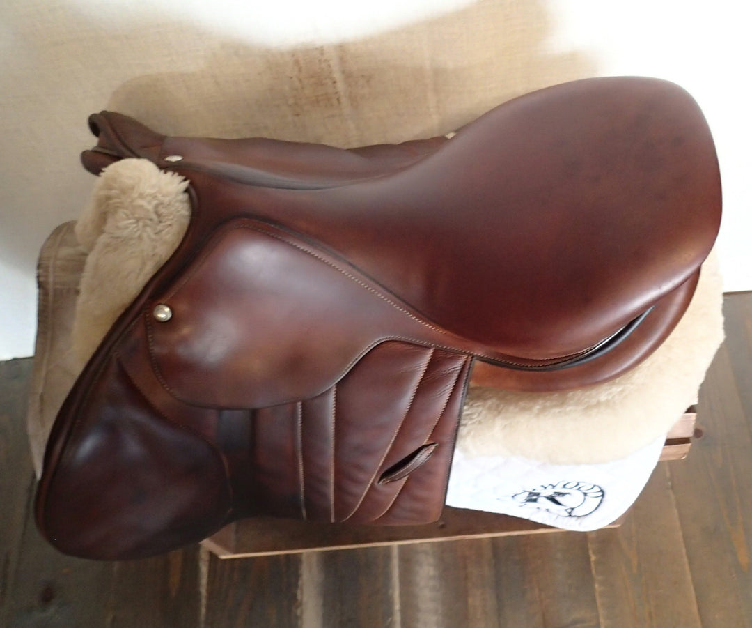 17.5" Butet Premium Saddle - Full Calfskin - 2018 - P Seat - 2.5 Flaps - 4.5" dot to dot