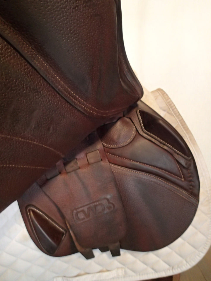 18" CWD Saddle - Full Buffalo - 2022 - 3CH Flaps - SE02
