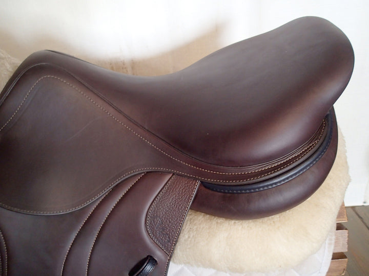 17.5" CWD Saddle - Full Buffalo - 2023 - 3CH Flaps - SE01