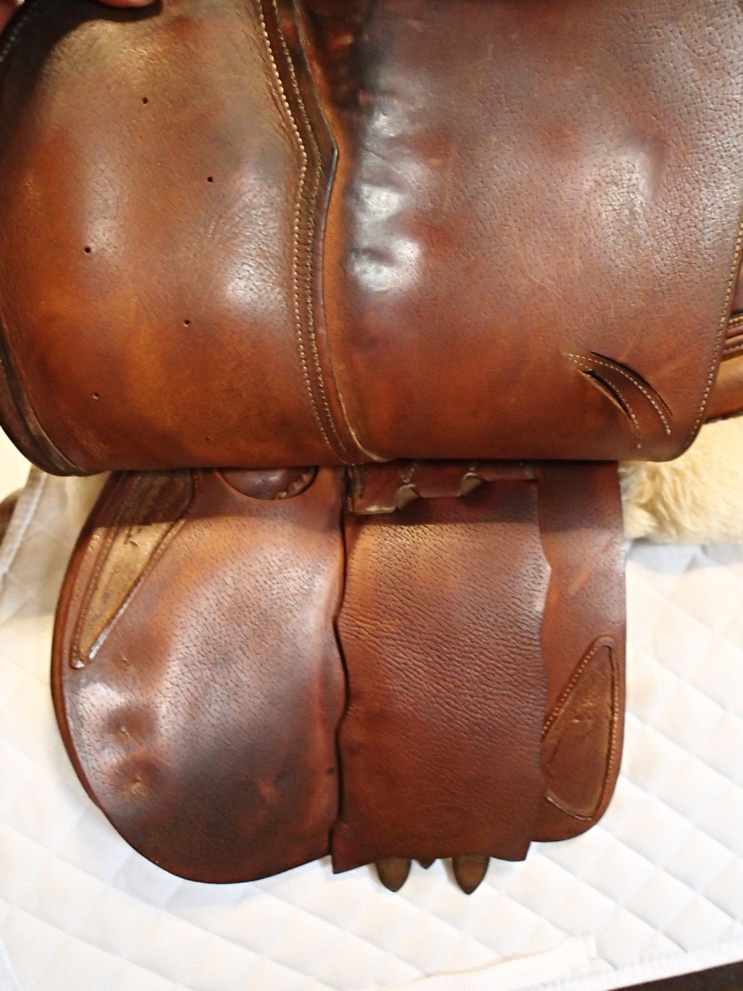 18" Devoucoux Oldara Saddle - Full Buffalo - 2011 - 2 Flaps - 4.5" dot to dot