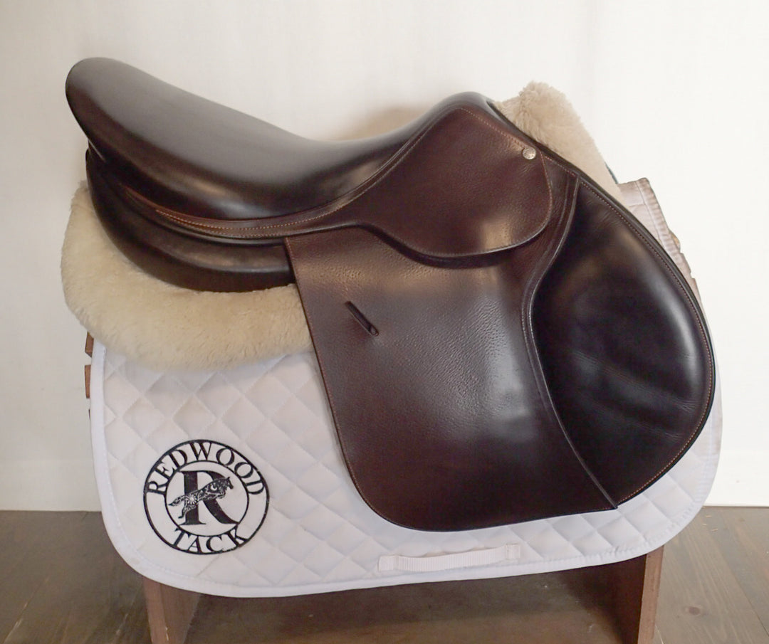 17.5" Butet Saddle - 2016 - C Seat - 2.5 Flaps - 4.25" dot to dot