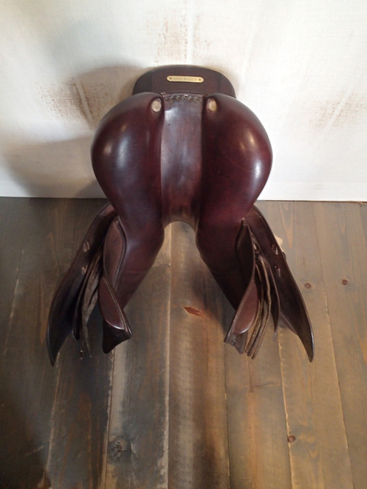 17" CWD Saddle - 2016 - 1L Flaps - SE02 - 4.5" dot to dot