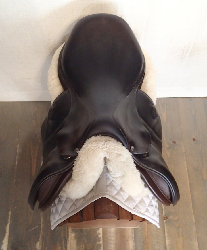 17.5" Voltaire Palm Beach Saddle - Full Buffalo - 2017 - 2A Flaps - 4.75" dot to dot - FIN Panels