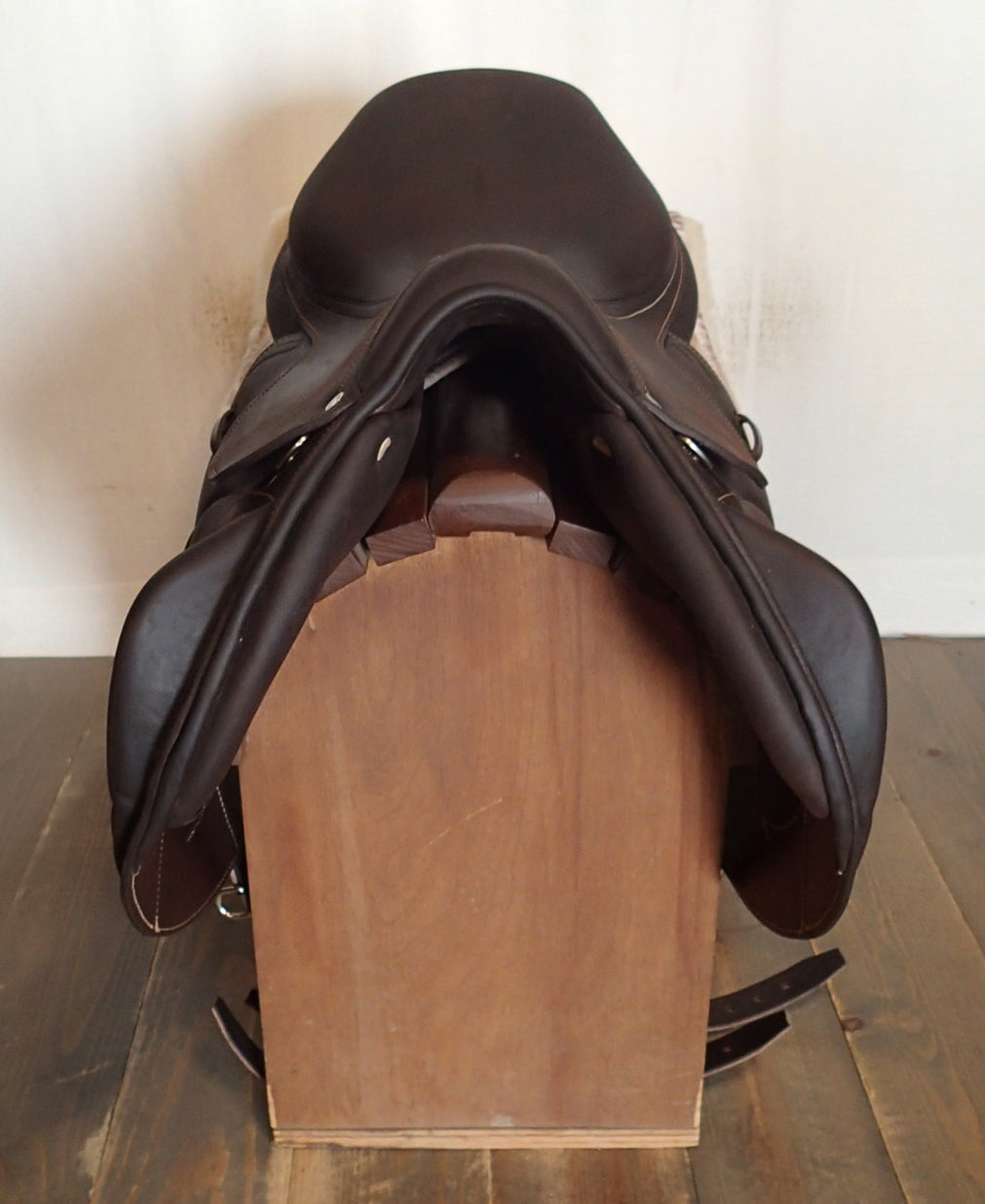 17" Antares Contact Monoflap Saddle - Full Buffalo - 2024 - 2N Flaps - 4.5" dot to dot