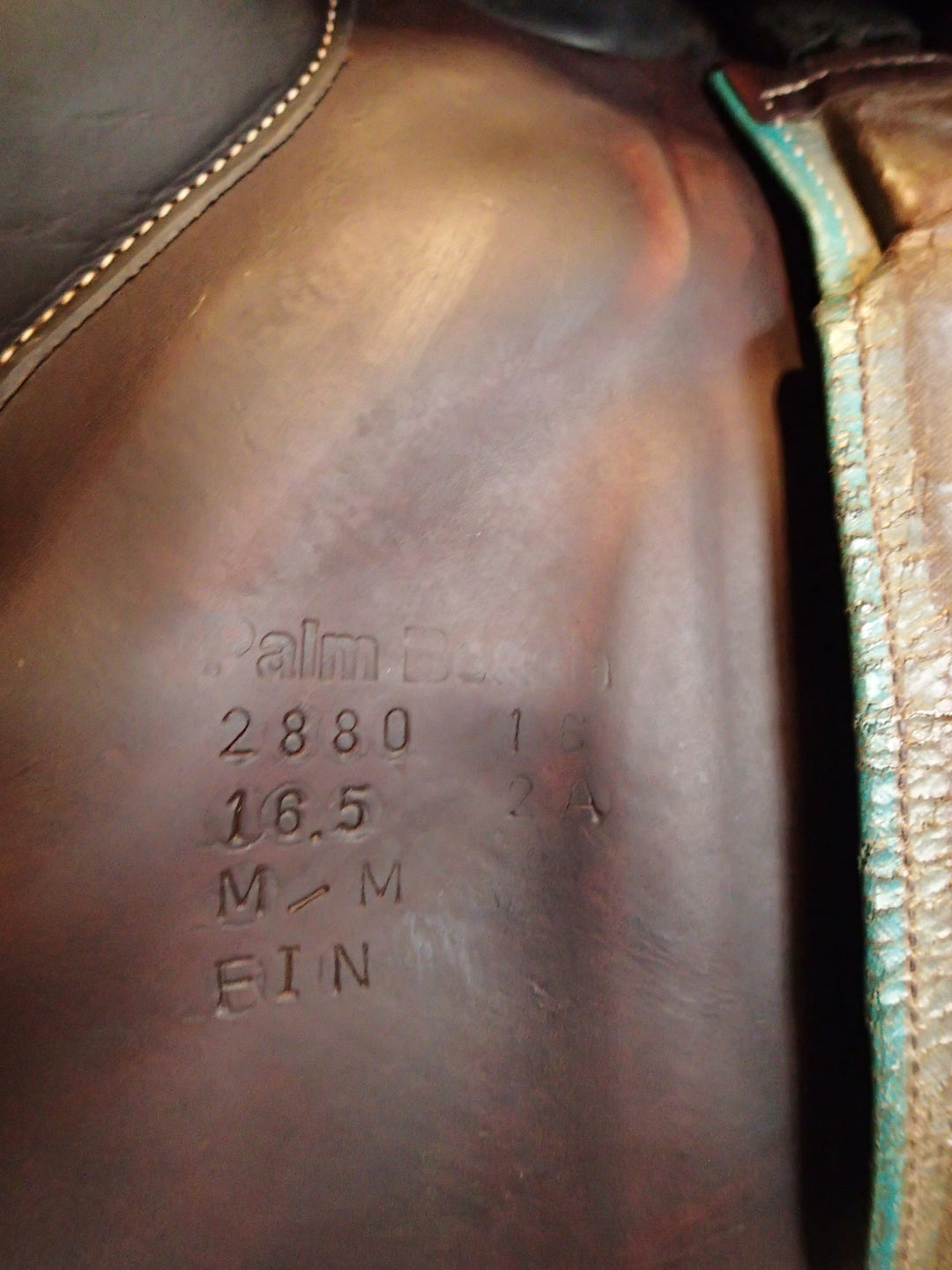 16.5" Voltaire Palm Beach Saddle - Full Buffalo - 2016 - 2A Flaps - 5" dot to dot - Pro Panels
