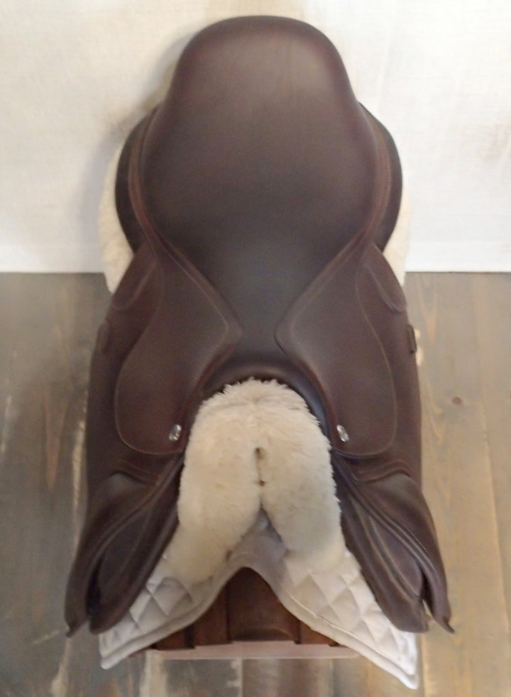17.5" CWD Saddle - 2023 - 4CH Flaps - SE02