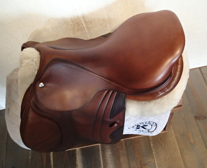 18" CWD Saddle - Full Buffalo - 2012 - 3L Flaps - SE01 - 4.25" dot to dot