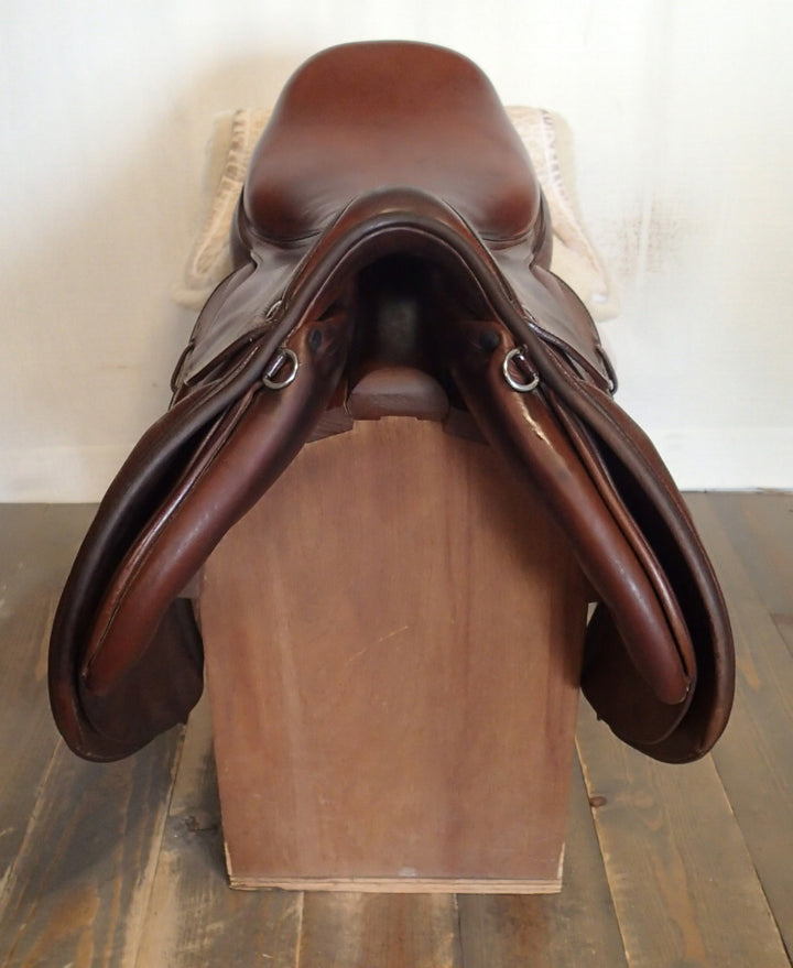 18" Renaissance Prestige Saddle - Full Calfskin - 2020 - 4.25" dot to dot
