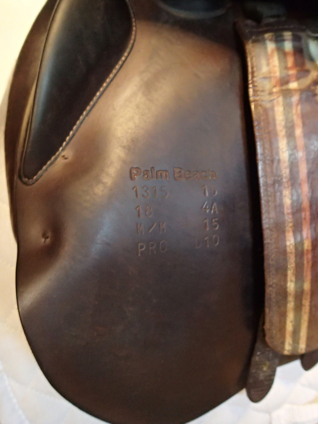 18" Voltaire Palm Beach Saddle - 2015 - 4A Flaps - 5" dot to dot - Pro Panels
