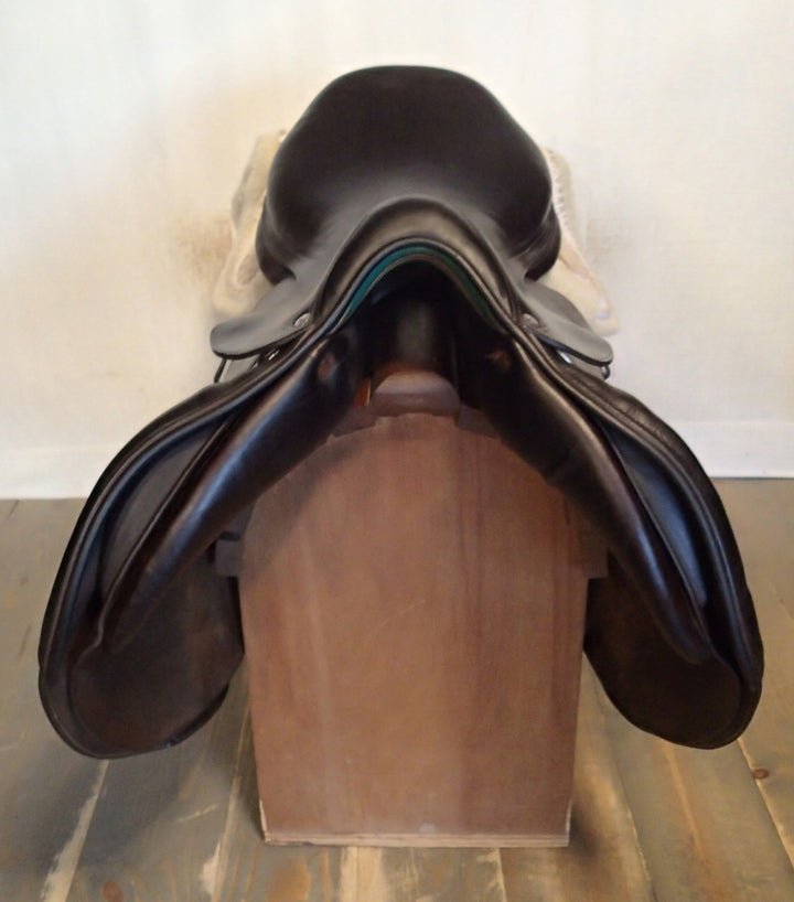 18" Voltaire Palm Beach Saddle - 2015 - 4A Flaps - 5" dot to dot - Pro Panels