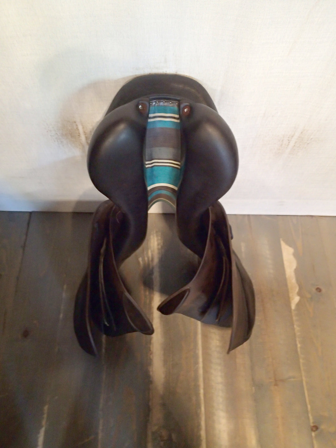 18" Voltaire Palm Beach Saddle - 2015 - 4A Flaps - 5" dot to dot - Pro Panels