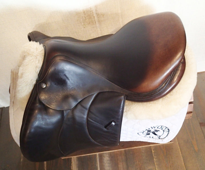 17" Voltaire Palm Beach Saddle - Full Buffalo - 2019 - 2A Flaps - 4.75" dot to dot - Pro Panels
