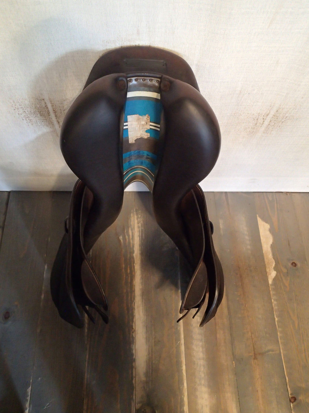 17.5" Voltaire Palm Beach Saddle - Full Buffalo - 2020 - 2AA Flaps - 4.75" dot to dot - Pro Panels