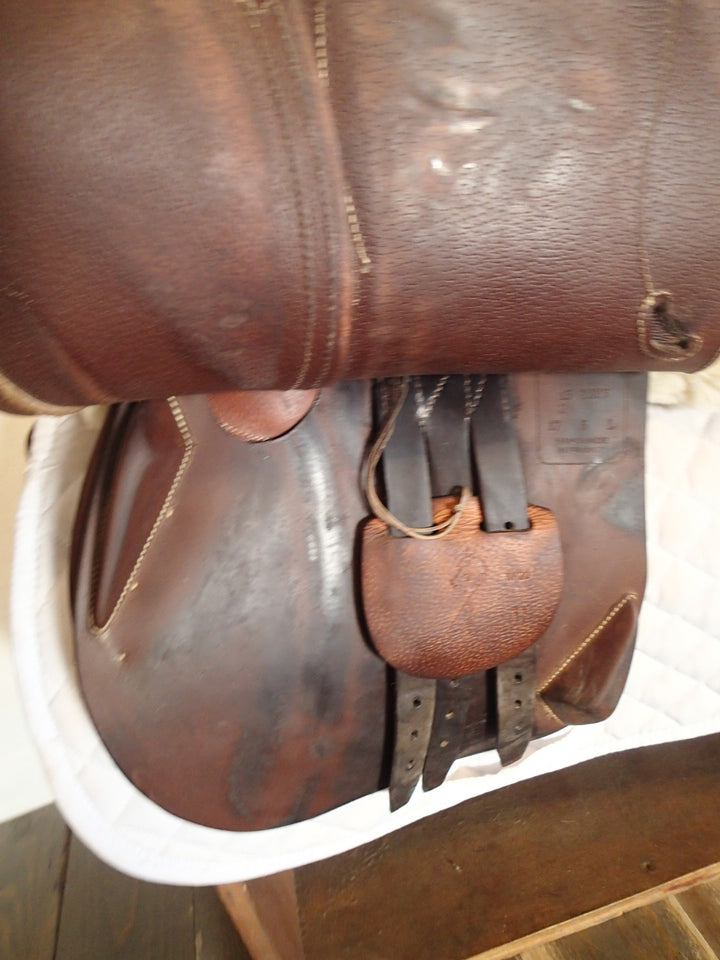 17.5" Antares Connexion Saddle - Full Buffalo - 2015 - 3N Flaps - 4.5" dot to dot