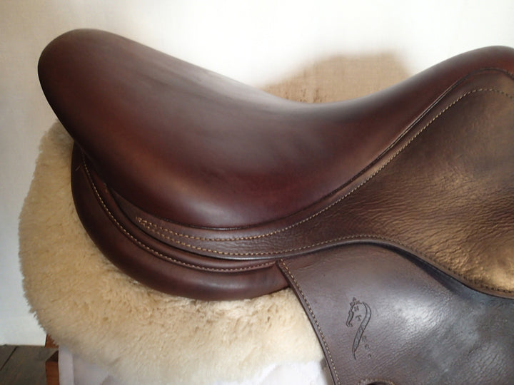 17.5" Antares Connexion Saddle - Full Buffalo - 2015 - 3N Flaps - 4.5" dot to dot