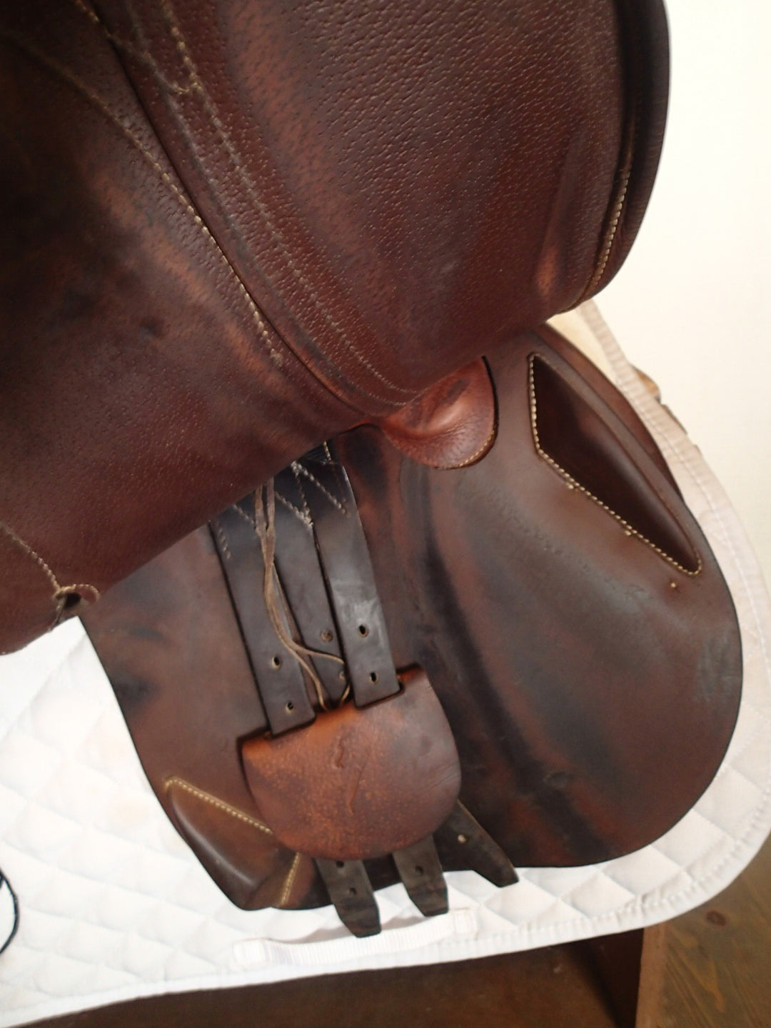 17.5" Antares Connexion Saddle - Full Buffalo - 2015 - 3N Flaps - 4.5" dot to dot